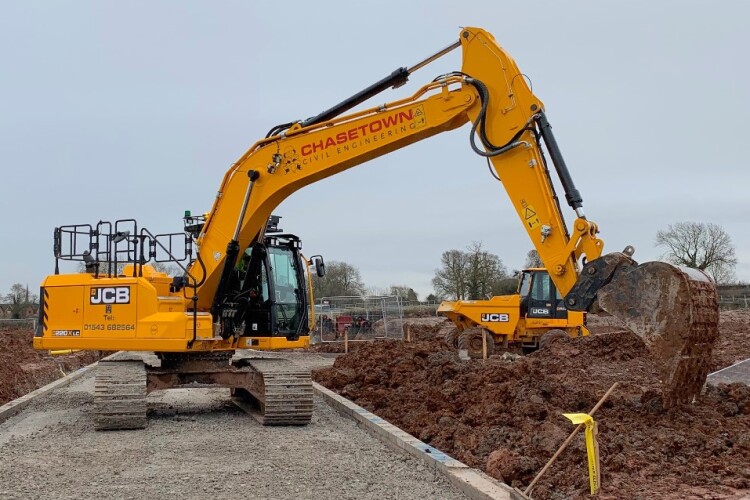 JCB 220X LC excavator