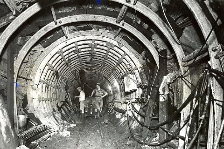 Haweswater Aqueduct under construction in the 1950s [image from www.unitedutilities.com]