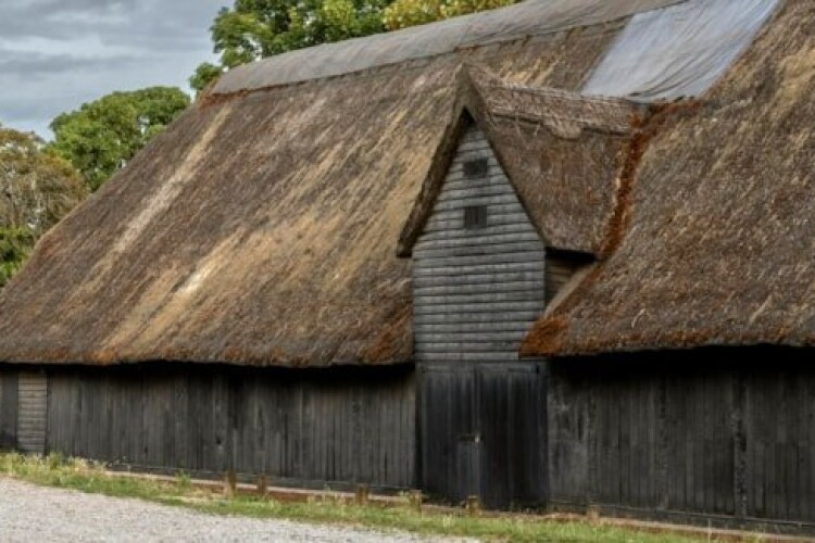 The Upminster Tithe Barn was built around the time of the Wars of the Roses