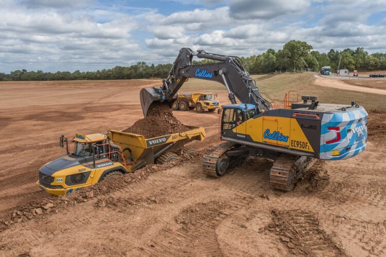 Volvo EC950 speeds progress at Mercia Park