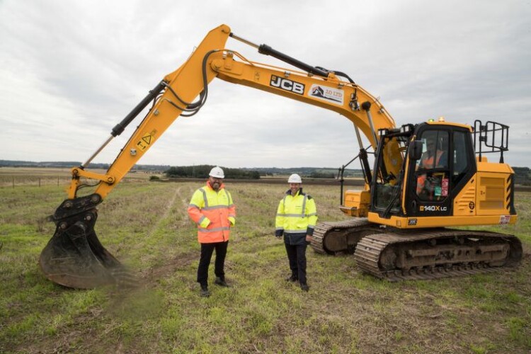 Winvic civils & infrastructure director Rob Cook (left) with Clowes director Robert Hepwood at the Fairham site in Nottingham