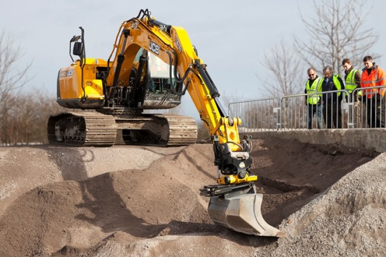 Tiltrotator training