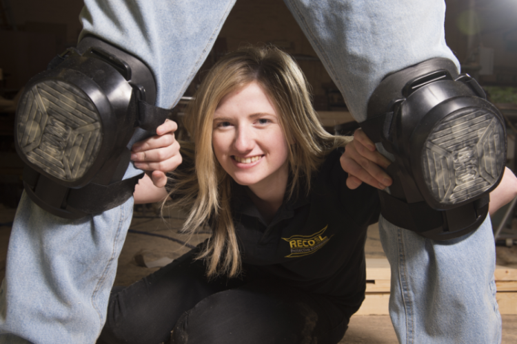 Vicky Hamilton and her Recoil Kneepads