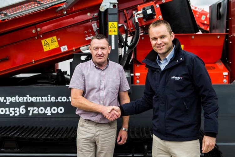 Robert Jackson, director of Peter Bennie with Russell Robinson of Finlay Group