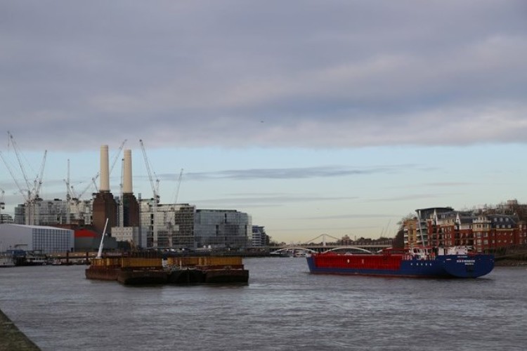 The arrival of Millicent and Ursula