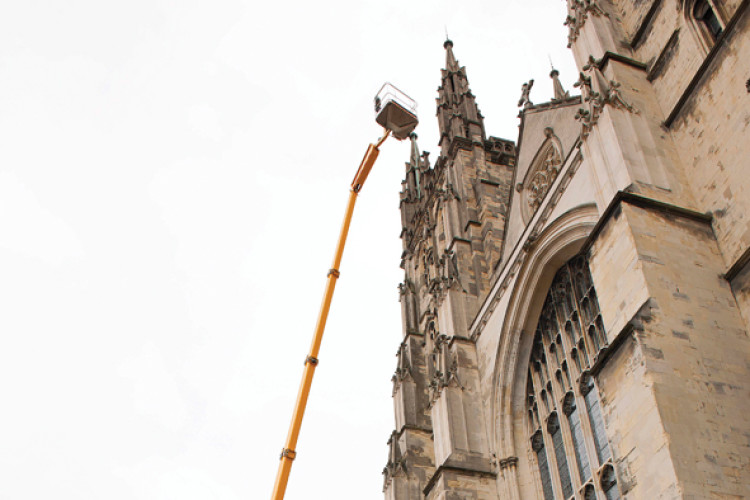 The Omme 4200 RBDJ has the reach to inspect the tall West Towers of the cathedral