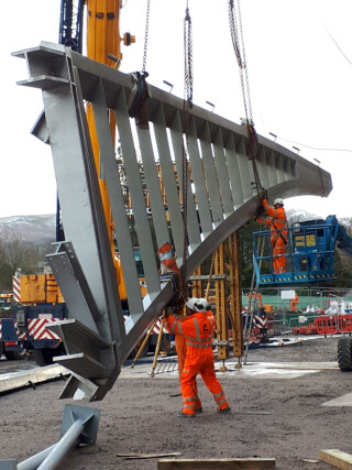 Adjusting the rigging 