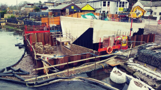 cofferdams were built on both sides of the river for construction of the abutments 