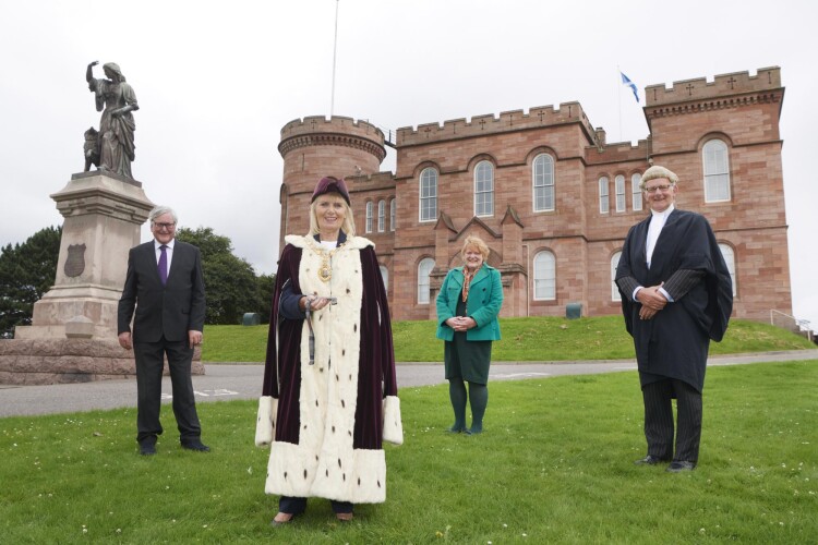 Provost of Inverness Helen Carmichael received the ceremonial key to the Castle&rsquo;s South Tower from Sheriff Principal Pyle. Also pictured are cabinet secretary for rural economy and tourism Fergus Ewing and Highland Council leader Margaret Davidson.