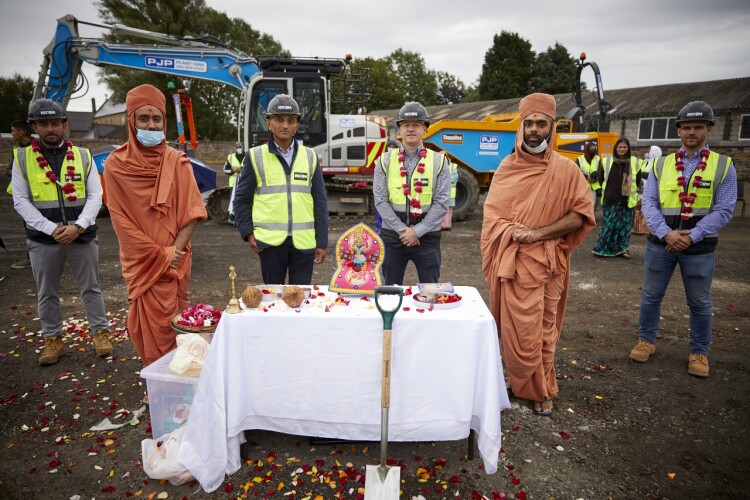 At the ground-breaking ceremony, left to right, are Jordan Stent, Swami Ghanshyamprasad Dasji, Suresh Gorasia, Jason McKnight, Swami Dhyanswarup Dasji and Josh Marrs.