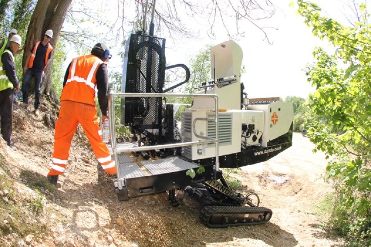 The Dando Ibex can drill inclines of up to 55 degrees while maintaining a horizontal deck and vertical mast