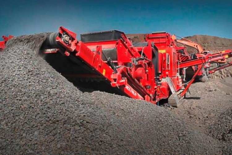 Finlay J-1175 jaw crusher and C-1540 RS cone crusher 