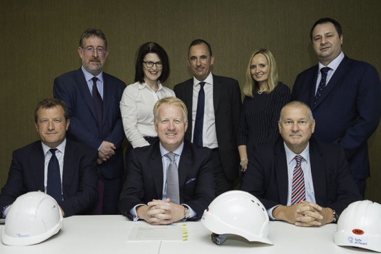 Front row, left to right: Mark Cutler, BBV; Mark Thurston, HS2; Peter Jones, SCS JV. Back row: Jim Crawford, HS2; Nicole Geoghegan, HS2; J&eacute;r&ocirc;me Furg&eacute;, Align; Emma Head, HS2; and Sean Jeffery, CEK JV.