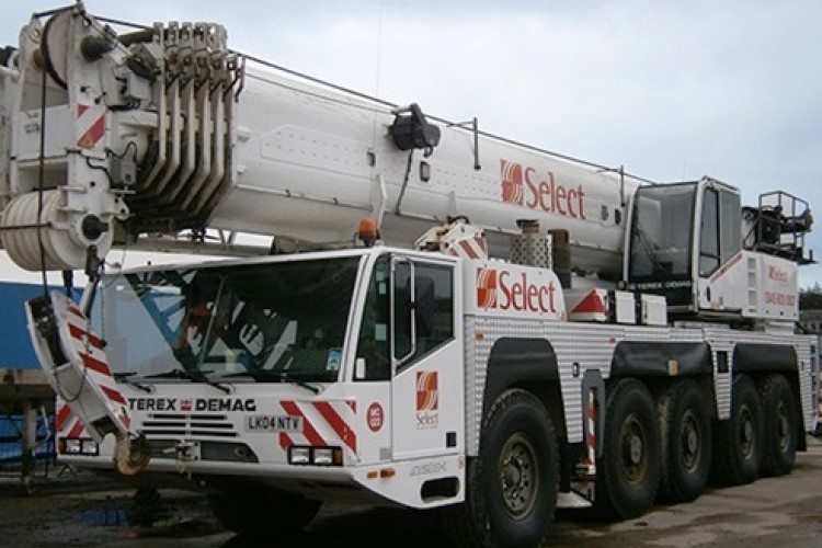 Select's biggest mobile crane is this Terex Demag AC200-1