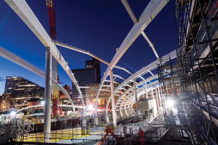 Severfield places steel for the roof of Manchester&rsquo;s Victoria Station