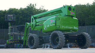 The HR17 generates its own electricity from an on-board hydrogen fuel cell