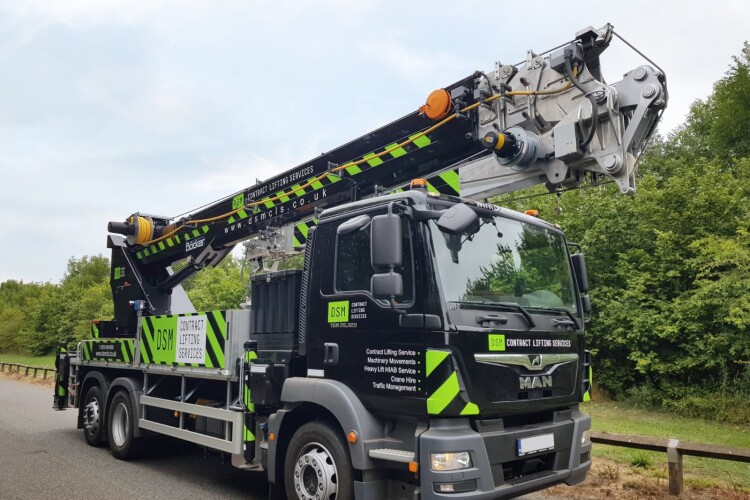 Böcker AK 46/6000 aluminium truck crane