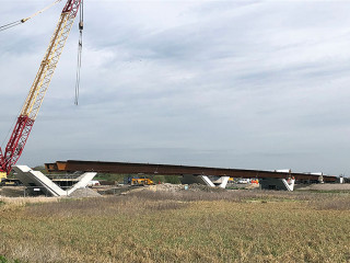 The V-shaped piers helped lower the profile of the viaduct, reducing its visual impact