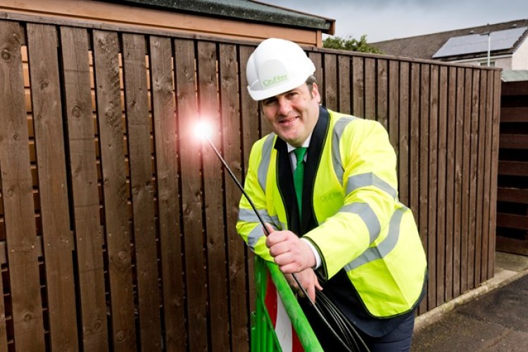 Connectivity minister Paul Wheelhouse visited a CityFibre excavation in Stirling 