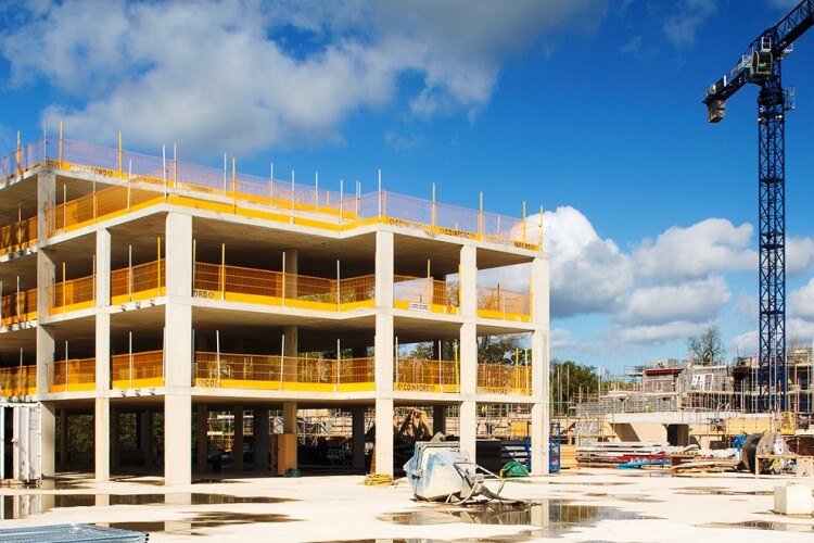 Nash Mills development in Hemel Hempstead &ndash; a six-floor reinforced concrete frame residential building. (Photo: Coinford Construction.)