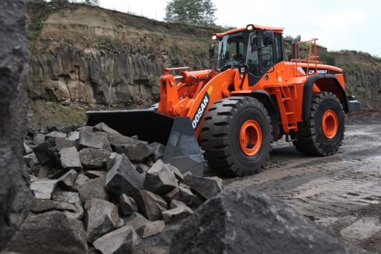 Doosan DL550-5 