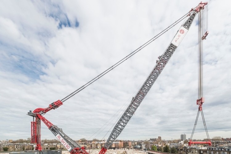 The AL.SK190 lifted a total of 21,016 tonnes with a total outreach change of 1,393 metres in the 195-day lifting window