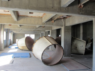 Dustless blasting revealed the bare structure, free of contamination