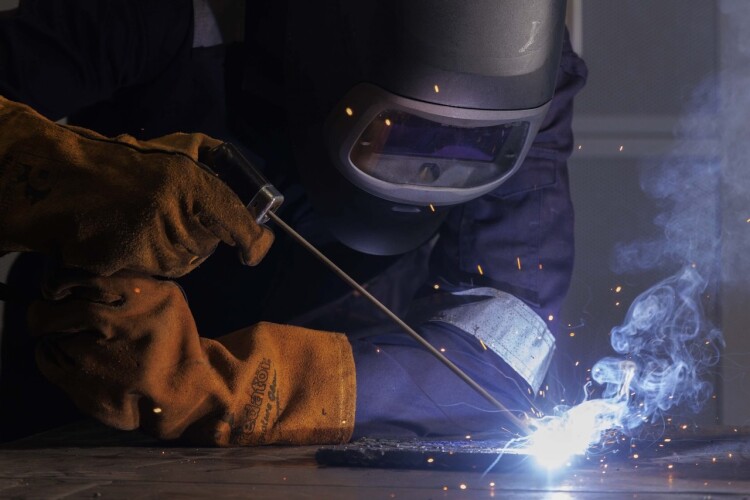A welding apprentice at Energy Transition Skills Hub in Aberdeen. Courtesy of Newsline Media/ECITB
