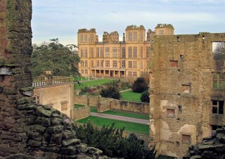 Hardwick Hall in Derbyshire was built with Grenoside sandstone [&copy;Historic England Archive]