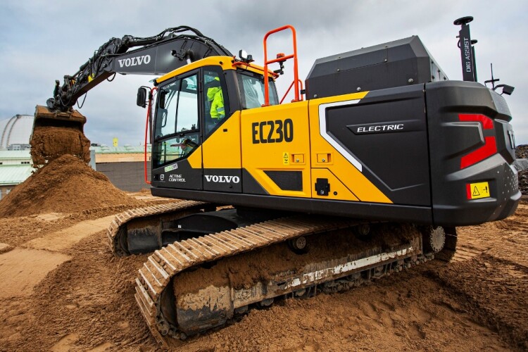 The Volvo EC230 Electric