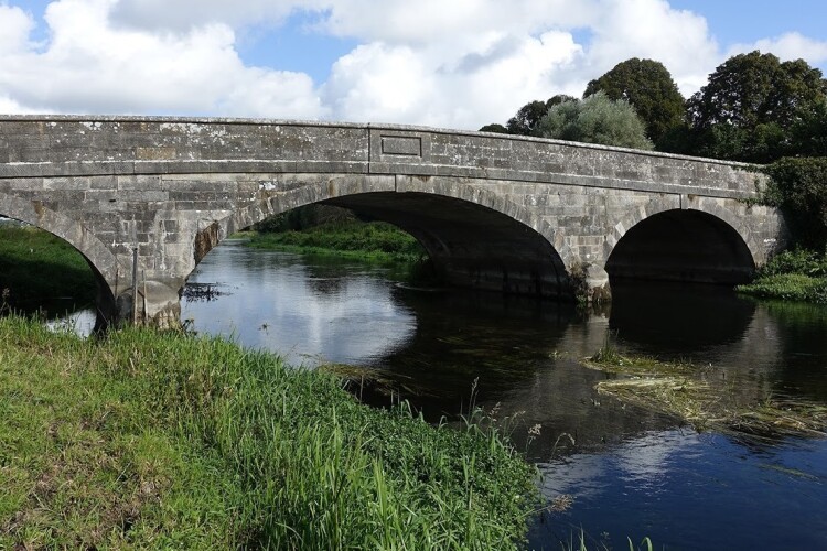 Ibsley Bridge in Hampshire was built with Purbeck stone [Credit: Geckoella &copy; Historic England]