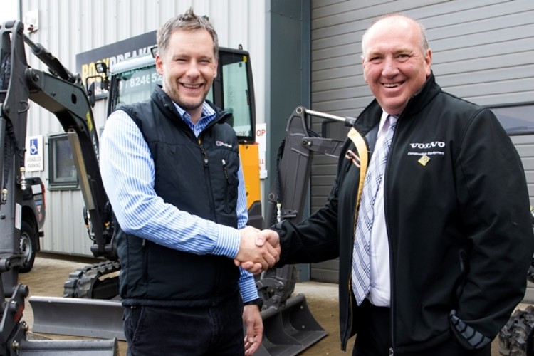 Rockbreakers md Jason Easton (left) with Volvo dealer development manager Charlie Flaws