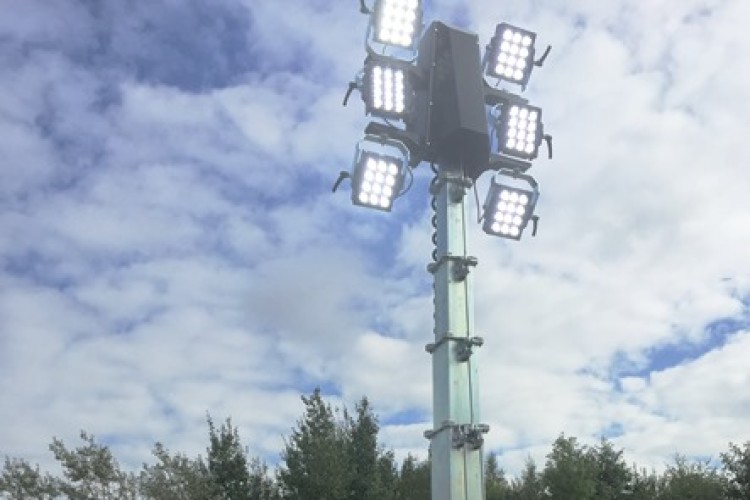 X Eco lighting tower with LED lamps