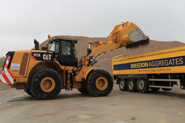 One of Breedon's Cat 972K loaders at work