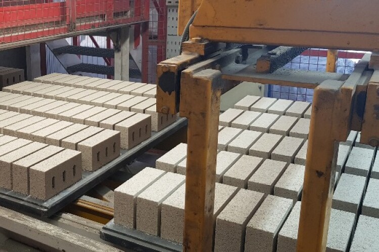 Marshalls' concrete bricks with captured carbon