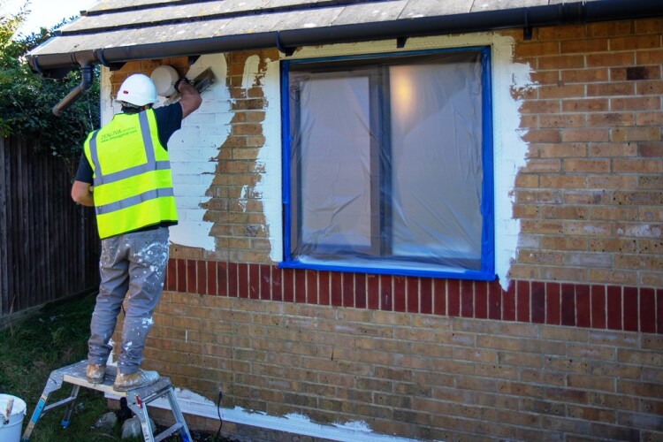The insulation capabilities of Zenova&rsquo;s products are being tested on the Southdown Housing property