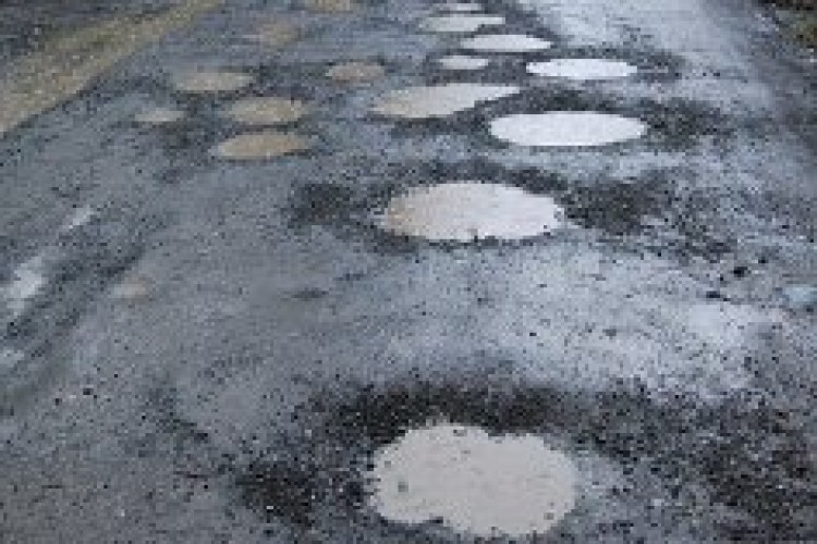 Kent potholes to be filled