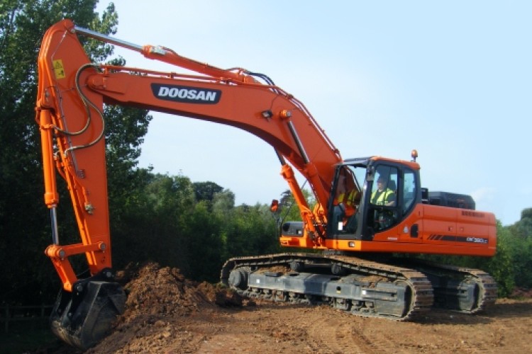 Doosan DX280LC excavator