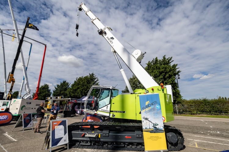 The new electric crawler at Vertikal Days