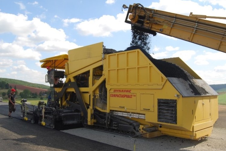 Atlas Copco&rsquo;s Compactasphalt system