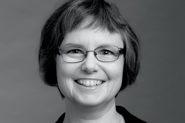 Julie Farley is a professional support lawyer in the London corporate division of Herbert Smith Freehills.