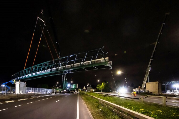 Lifting in the bridge