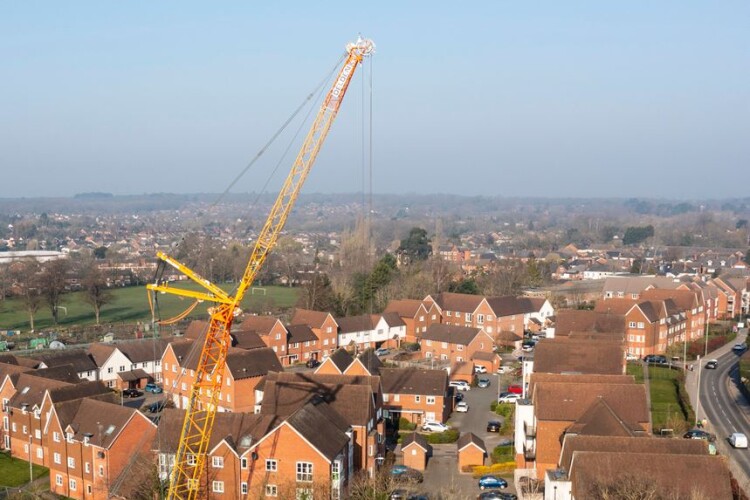 One of Delden's Liebherr LR1160.1 crawler cranes