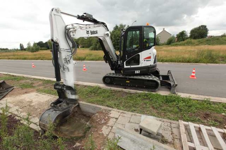 Bobcat's new E62 and (below) the E85