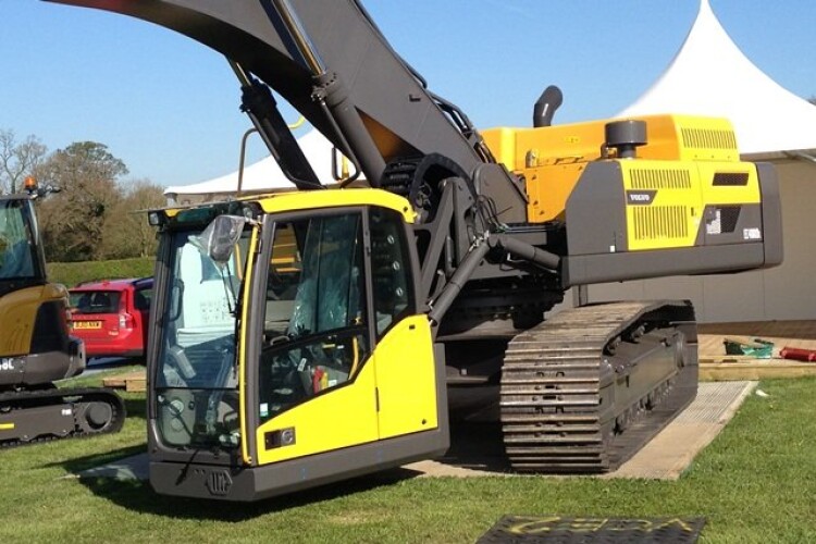 The Step Safe Cab is lowered hydraulically to ground level for easy entry and exit