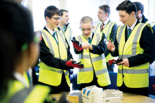 School visits and engagements are a cheap and easy way for contractors to demonstrate they are adding social value. (Photo courtesy of SCSS member Innovare Systems)