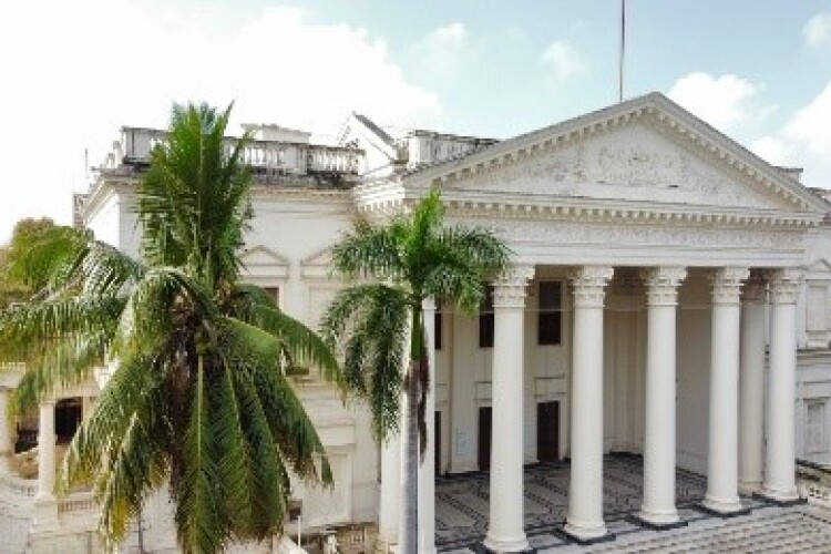 The old British Residency is one of the grandest buildings in Hyderabad