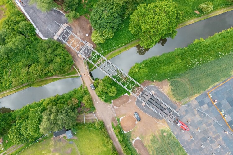 The bridge launch at Weston-on-Trent. Courtesy of Balfour Beatty