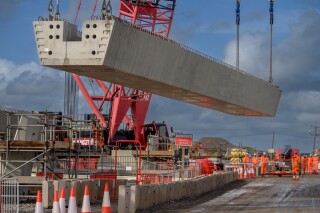 A U-beam lift on the Thames Valley Viaduct in October 2023