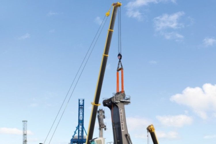 Liebherr mobile cranes assemble a harbour crane at S&egrave;te docks, France